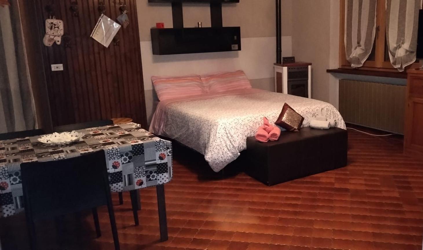 Le Chat Riant 菲尼斯 外观 照片